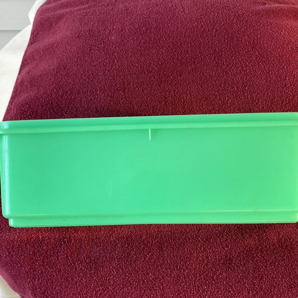 Tupperware Celery/Bread Keeper 3 Piece Vintage